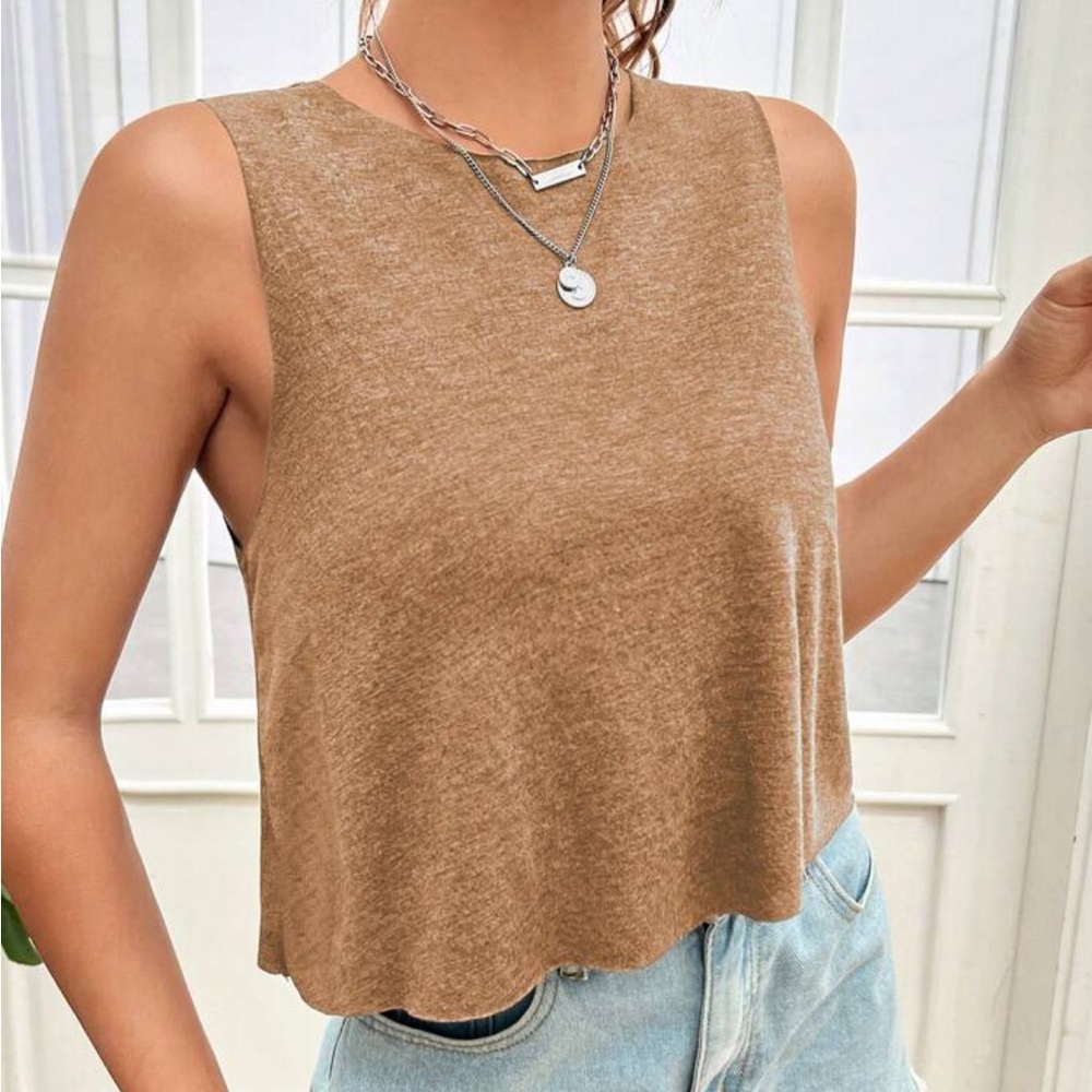 NWT Minimalist Camel Sleeveless Knit Crop Top - Picture 3 of 6